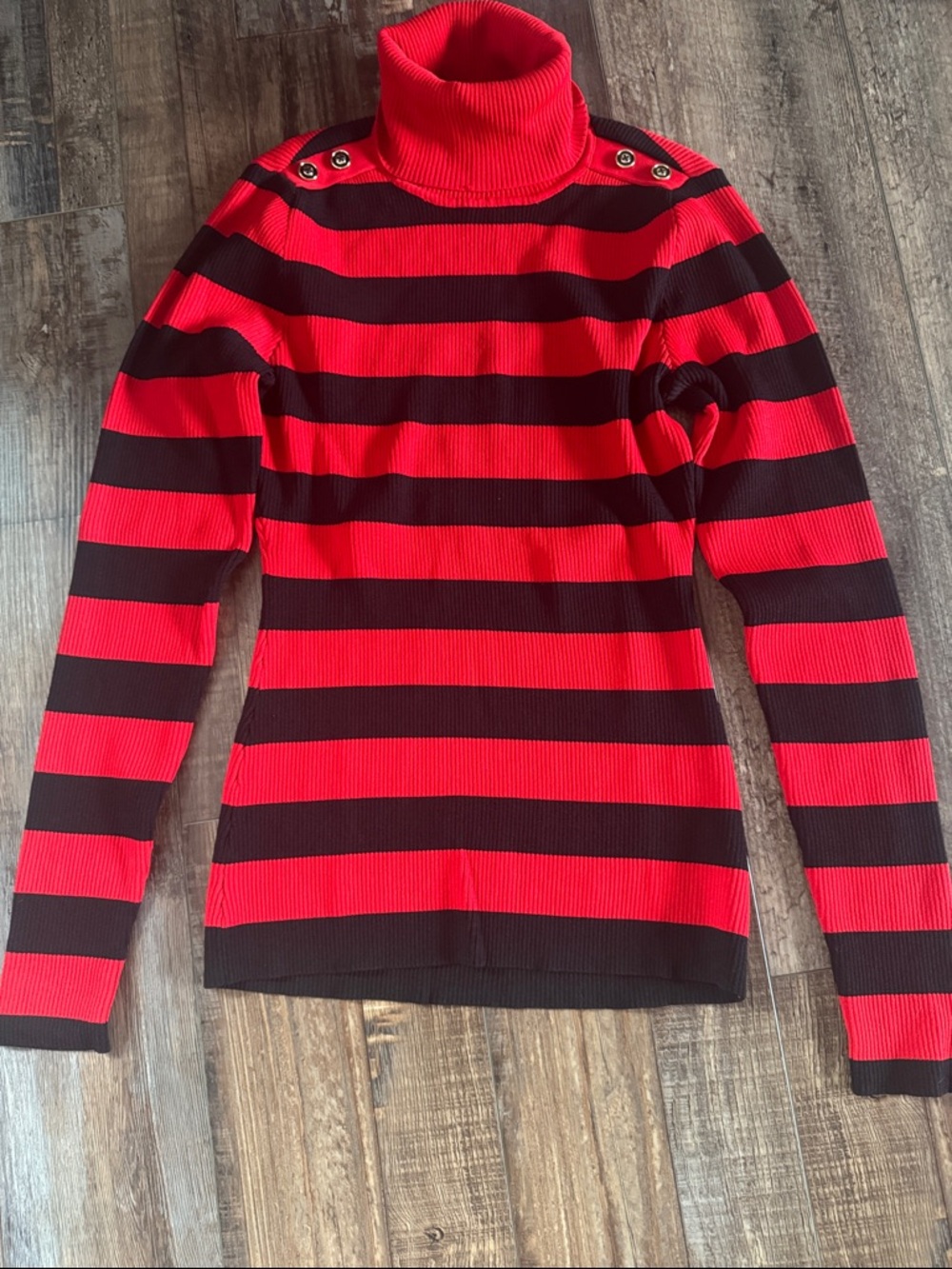 Gabrielle Union size M Striped Red & Black Turtleneck Sweater